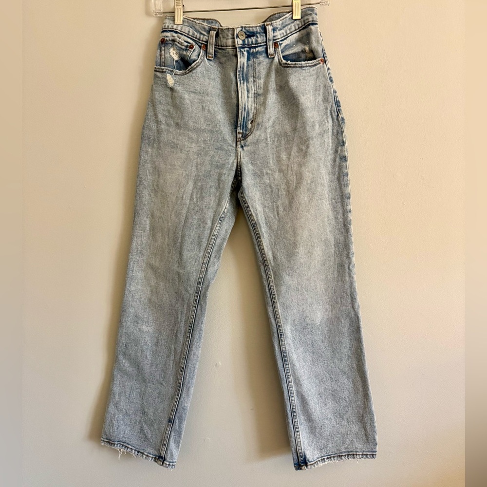 Abercrombie & Fitch women’s size 2 Ankle straight Ultra high rise jeans